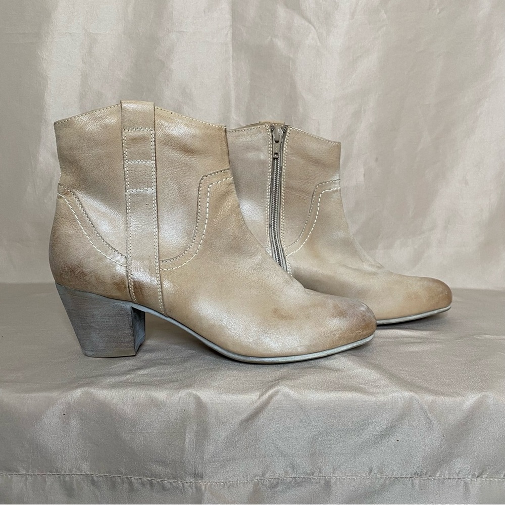 Band Of Gypsies 10 Stagecoach Booties
